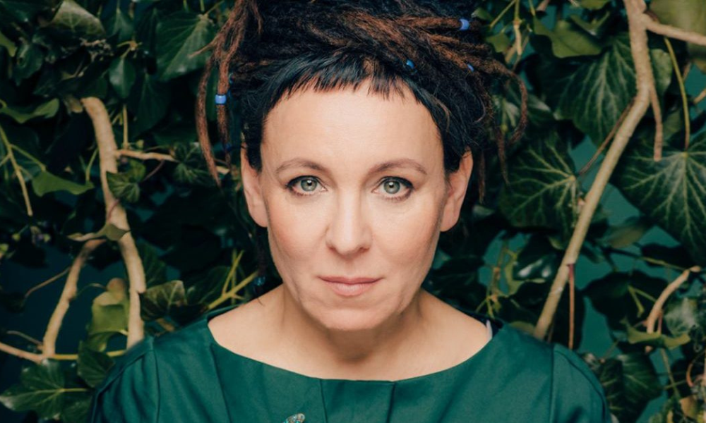 A planta carnívora que nasceu da semente amarga: uma resenha de Terra de Empusas, de Olga Tokarczuk